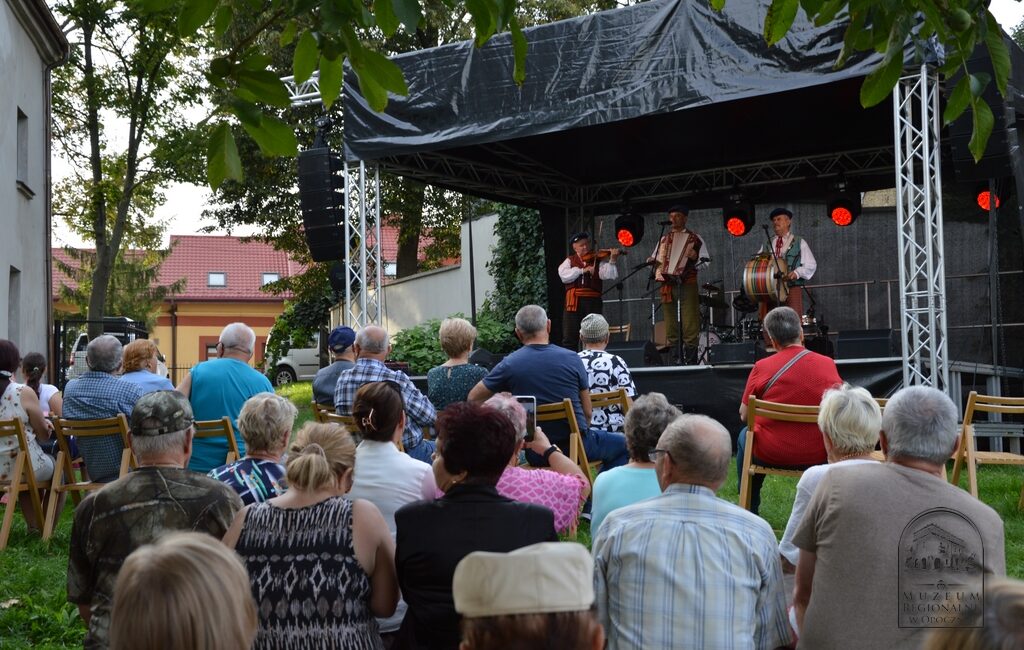 Awantura pod Muzeum! …czyli Folk Attack VIII w Opocznie